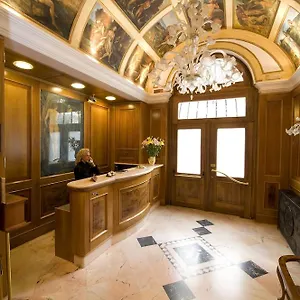 Joli 3*, Palermo Italië